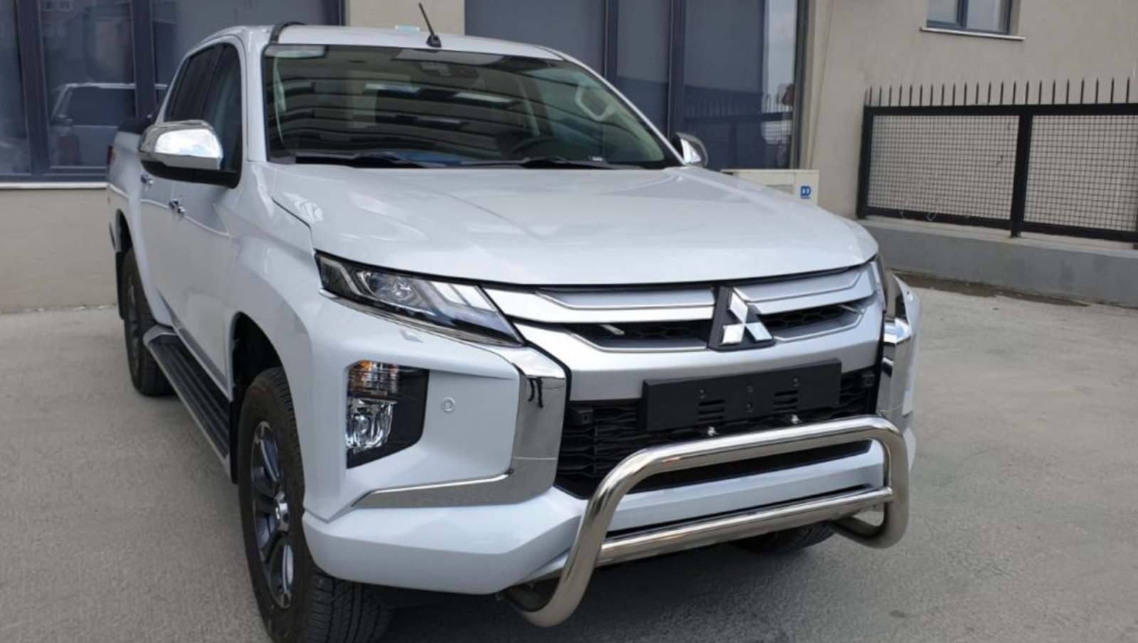 ekran-resmi-2025-03-18-13-15-43.png Mitsubishi L200 Ön Koruma - Görsel 1